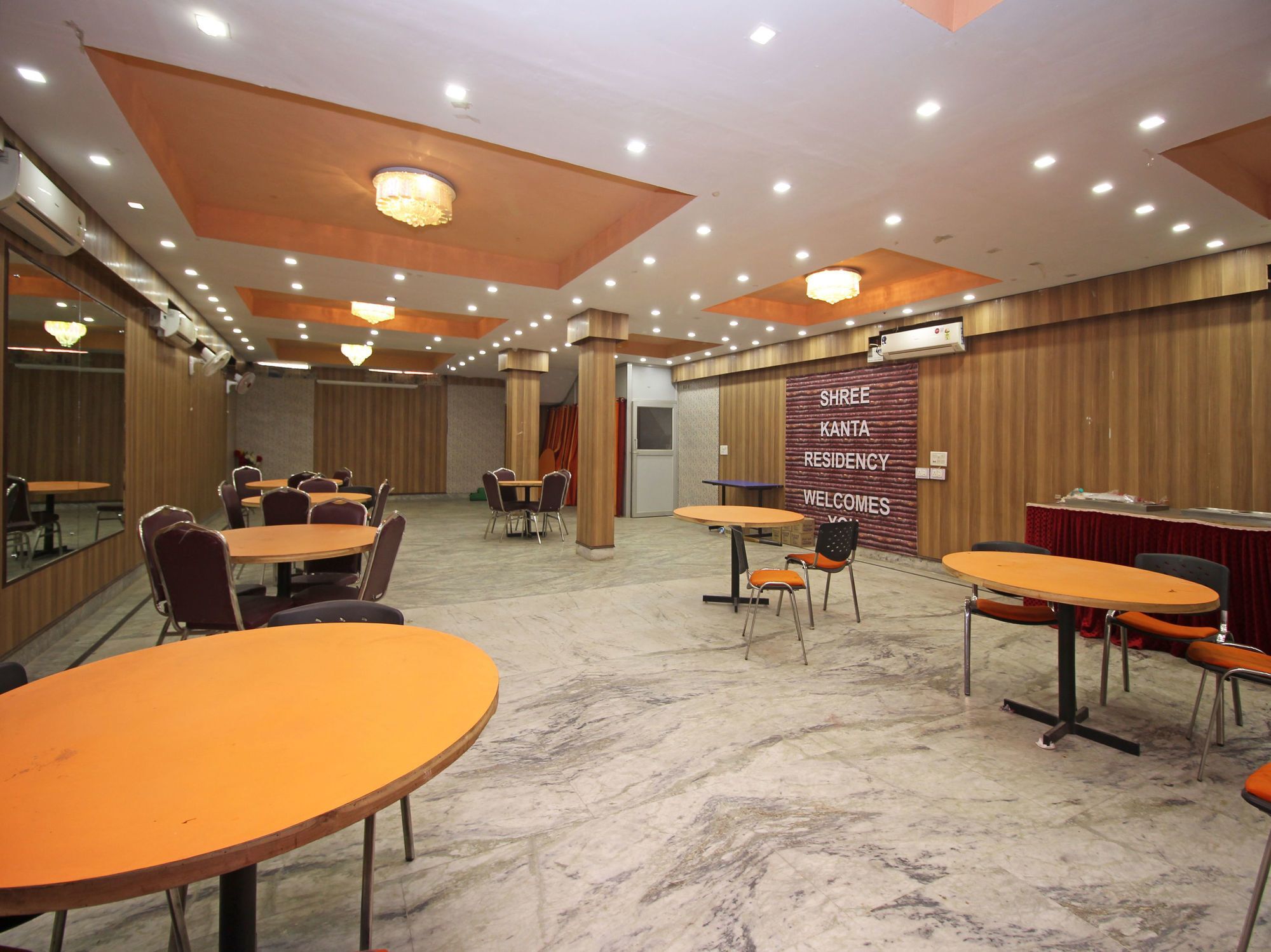 Oyo 576 Hotel Shree Kanta Residency Gurgaon Ngoại thất bức ảnh